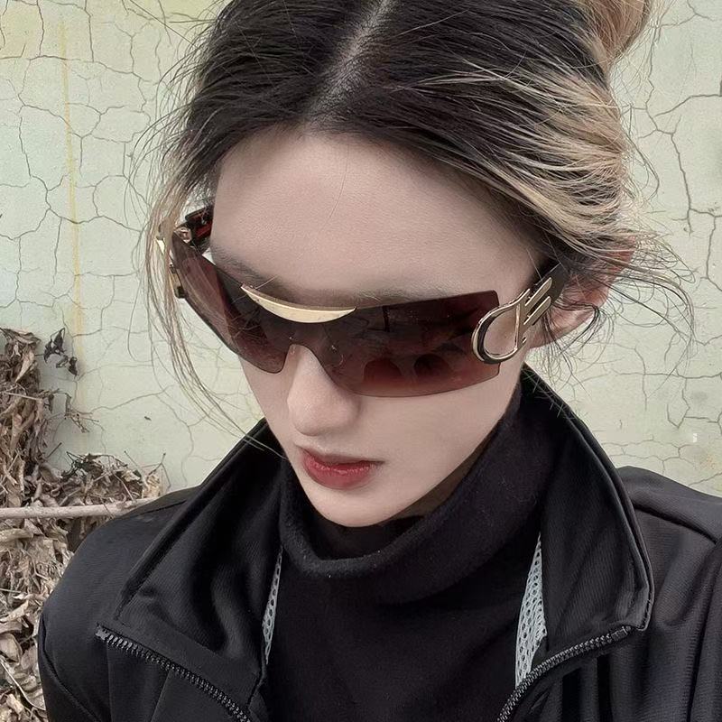Futuristic Frameless Monoblock Sunglasses