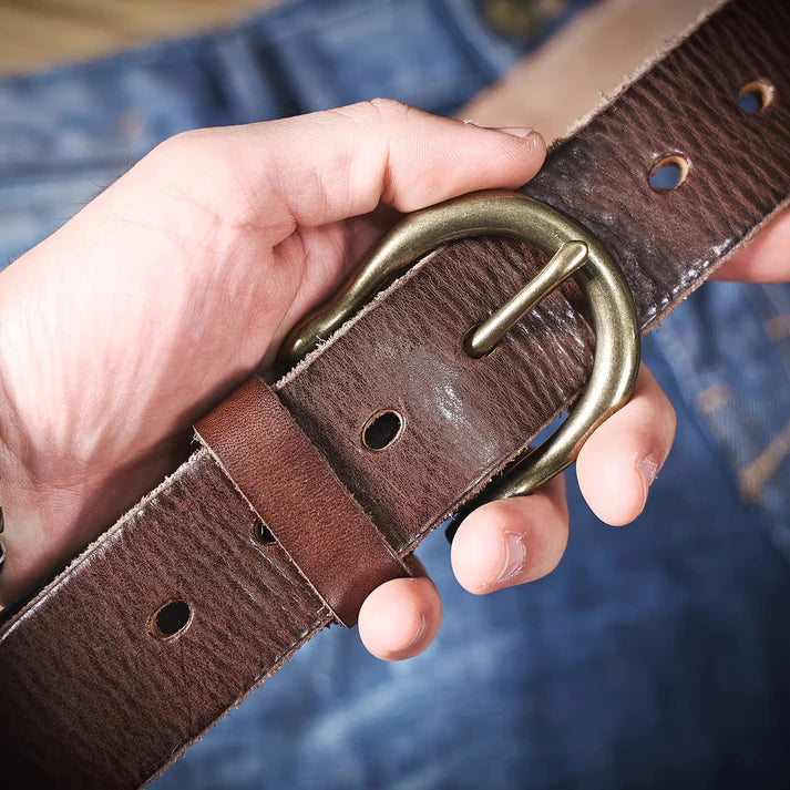Men's Vintage Casual Wide Belt — Crafted from Top-Grain Cowhide with a Minimalist Design