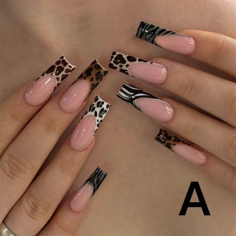 Purely Handcrafted Press-On Nails — Exquisite, Elegant, and Easy to Wear