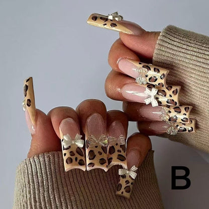 Purely Handcrafted Press-On Nails — Exquisite, Elegant, and Easy to Wear