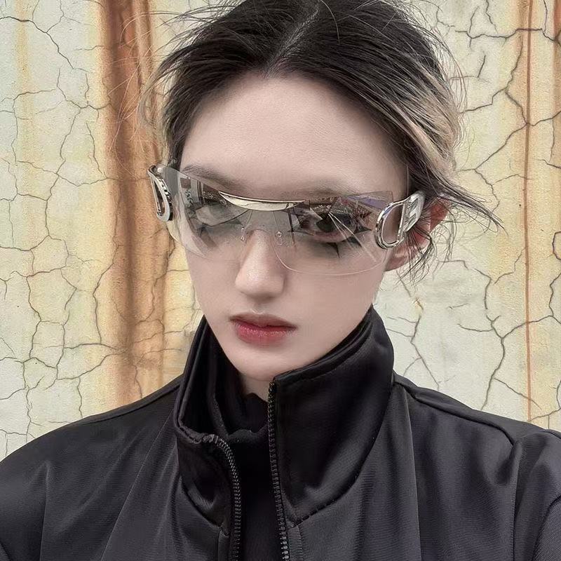 Futuristic Frameless Monoblock Sunglasses