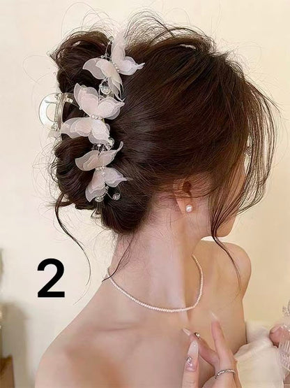 Elegant and Stylish Hair Claw Clip