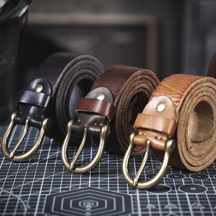 Men's Vintage Casual Wide Belt — Crafted from Top-Grain Cowhide with a Minimalist Design