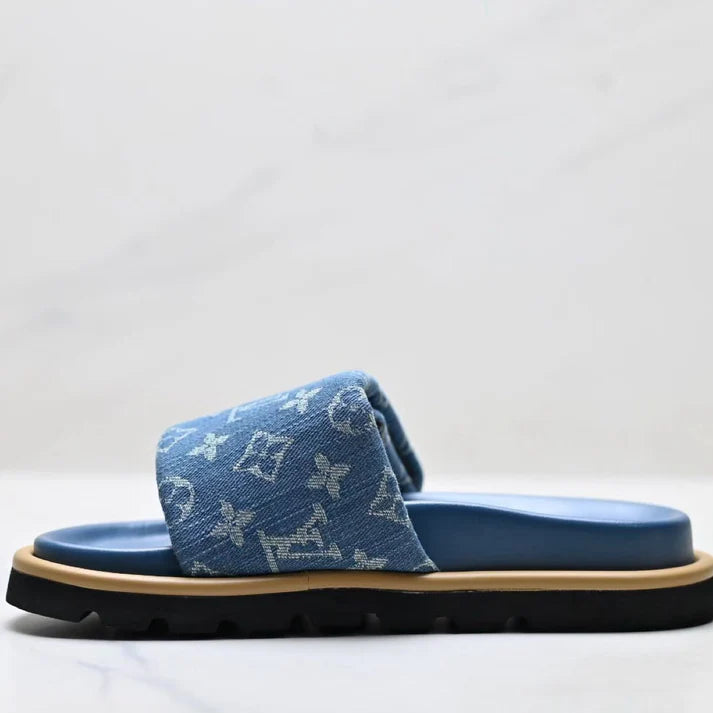 Unisex Slippers — Brand Casual Footwear