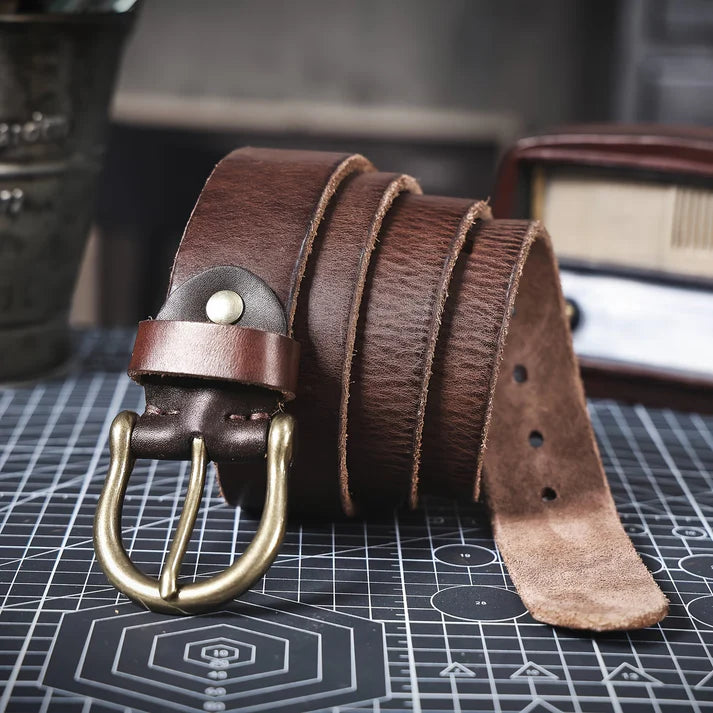Men's Vintage Casual Wide Belt — Crafted from Top-Grain Cowhide with a Minimalist Design