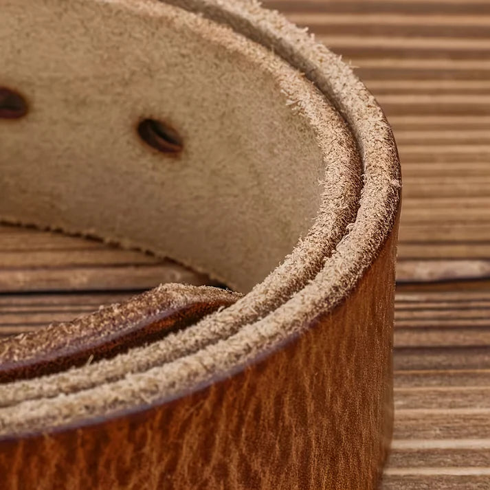 Crafted from premium top-grain cowhide using exquisite workmanship.