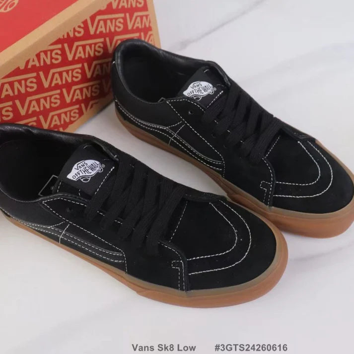 Stylish sneakers—blending casual, retro, and classic styles; suitable for work, business, tennis, and daily walking; fashionable, comfortable, cute, slip-resistant, and lightweight.